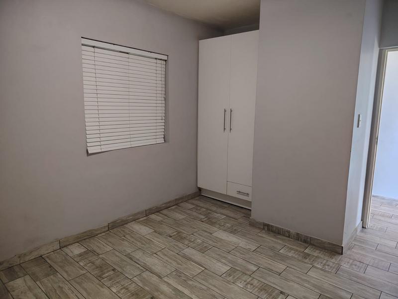 To Let 3 Bedroom Property for Rent in Island View Western Cape